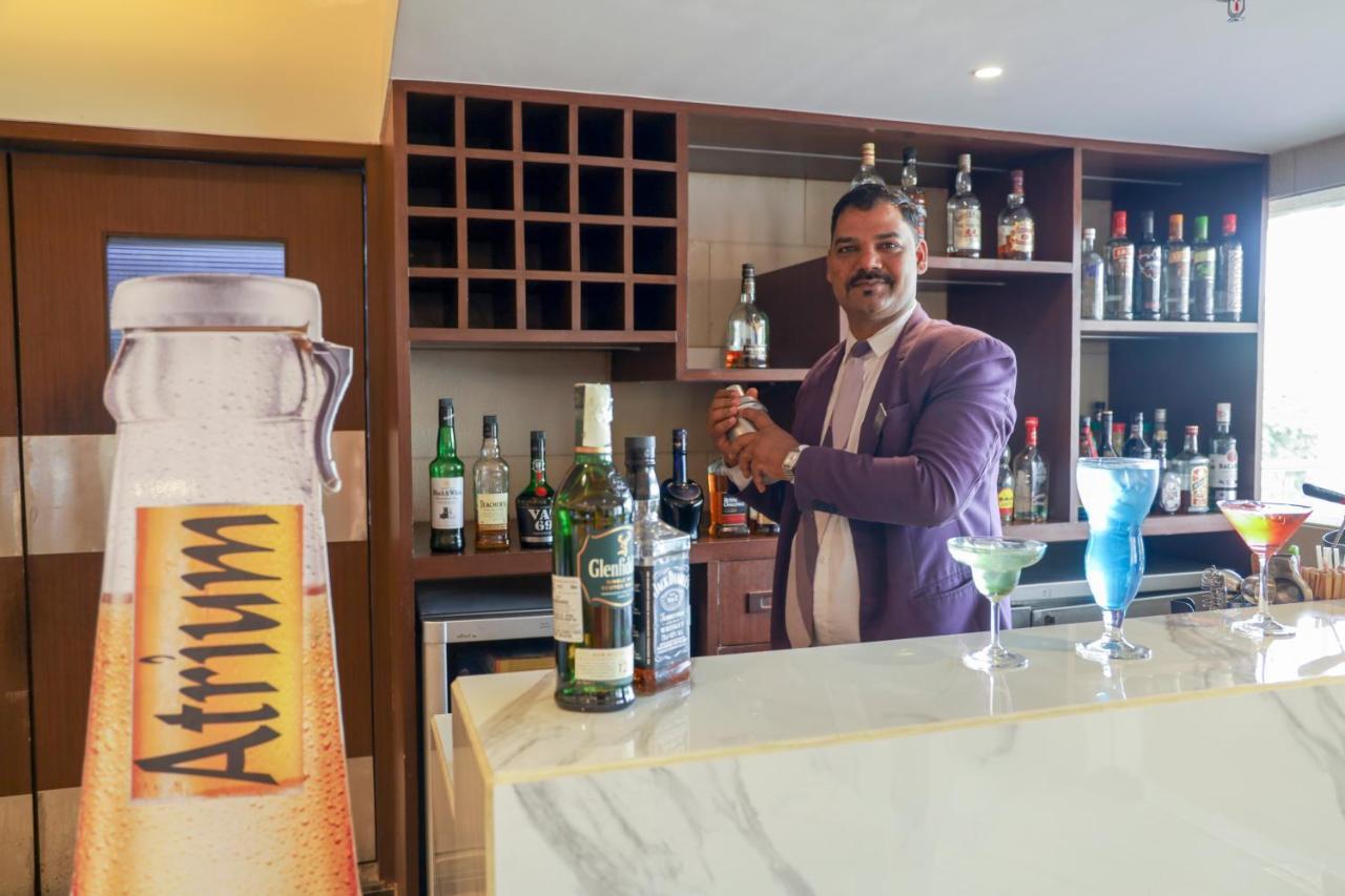 Royal Orchid Golden Suites Pune Luaran gambar
