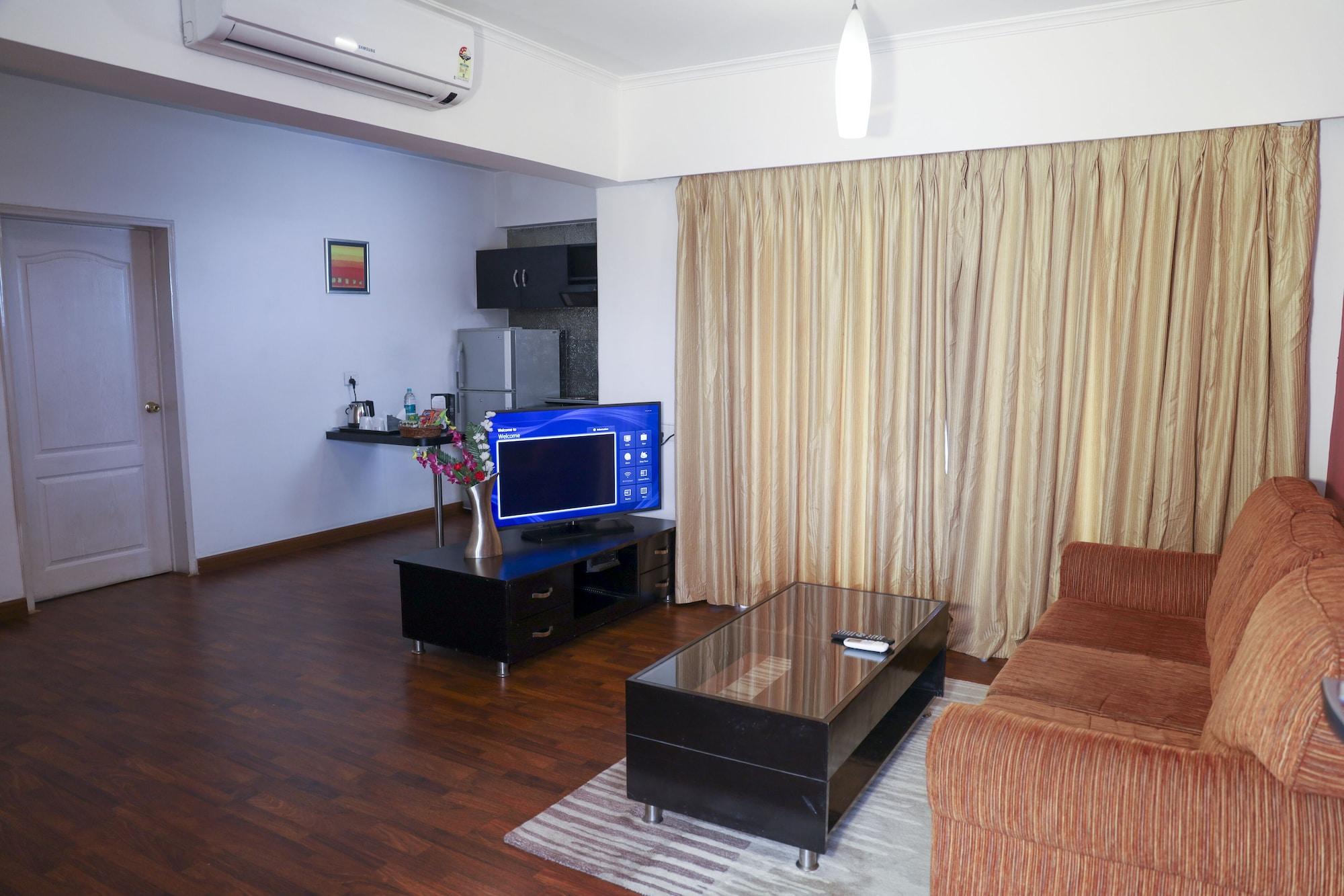 Royal Orchid Golden Suites Pune Luaran gambar