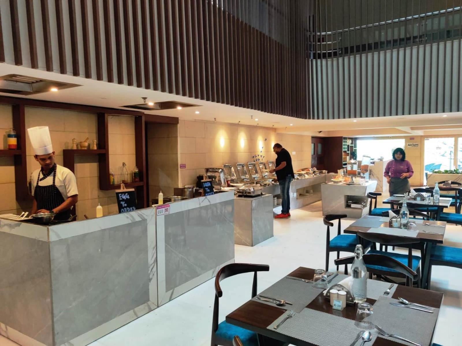 Royal Orchid Golden Suites Pune Luaran gambar