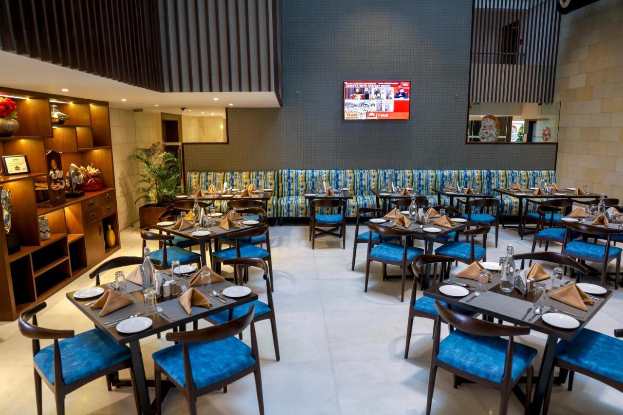 Royal Orchid Golden Suites Pune Luaran gambar
