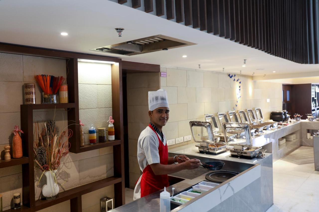 Royal Orchid Golden Suites Pune Luaran gambar