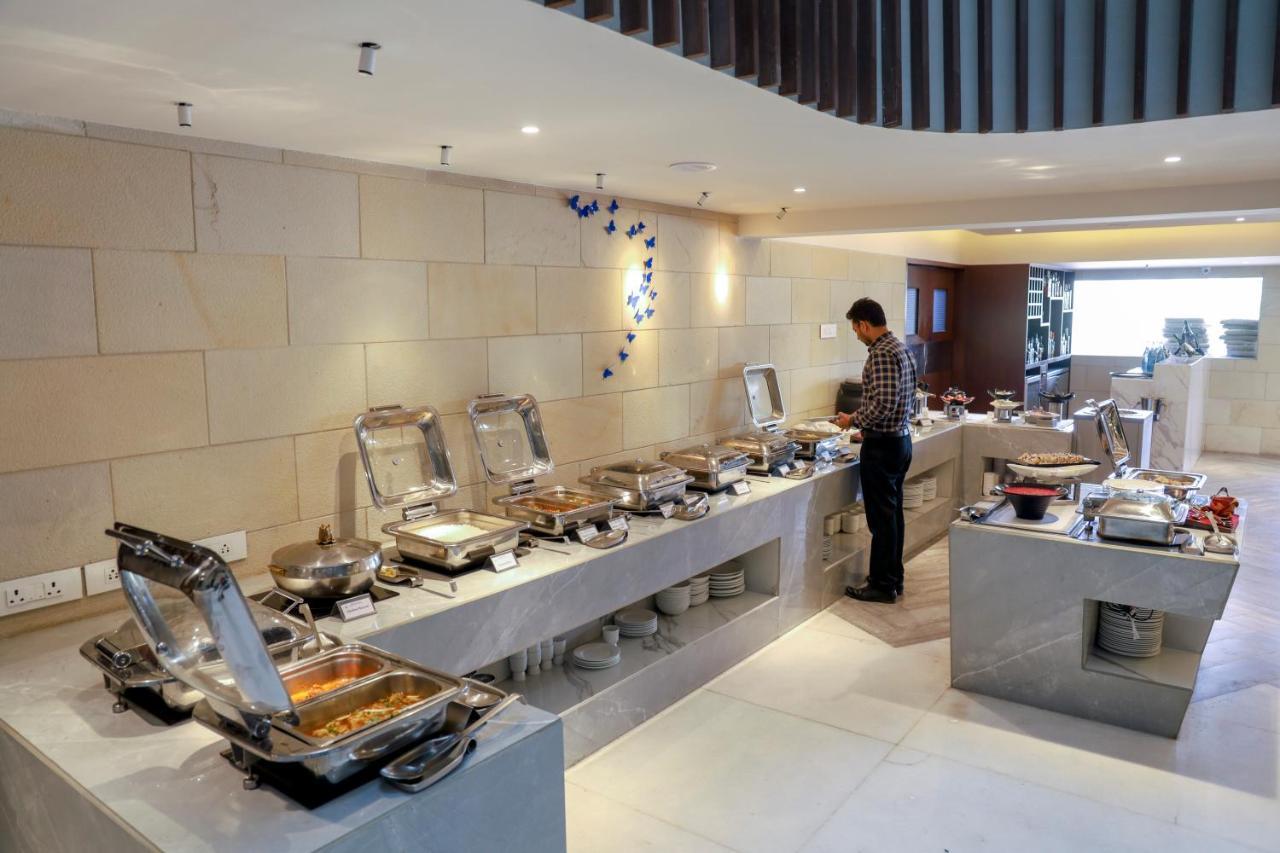 Royal Orchid Golden Suites Pune Luaran gambar