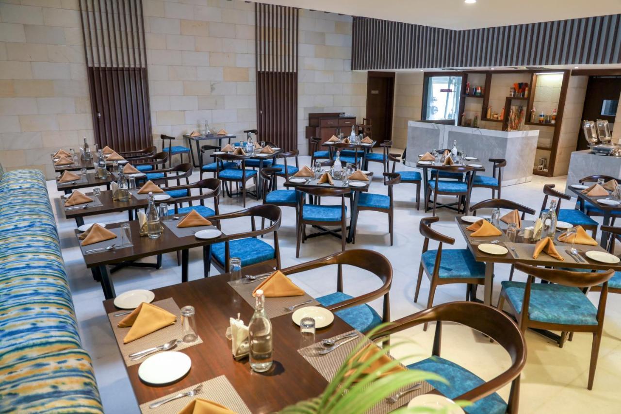 Royal Orchid Golden Suites Pune Luaran gambar