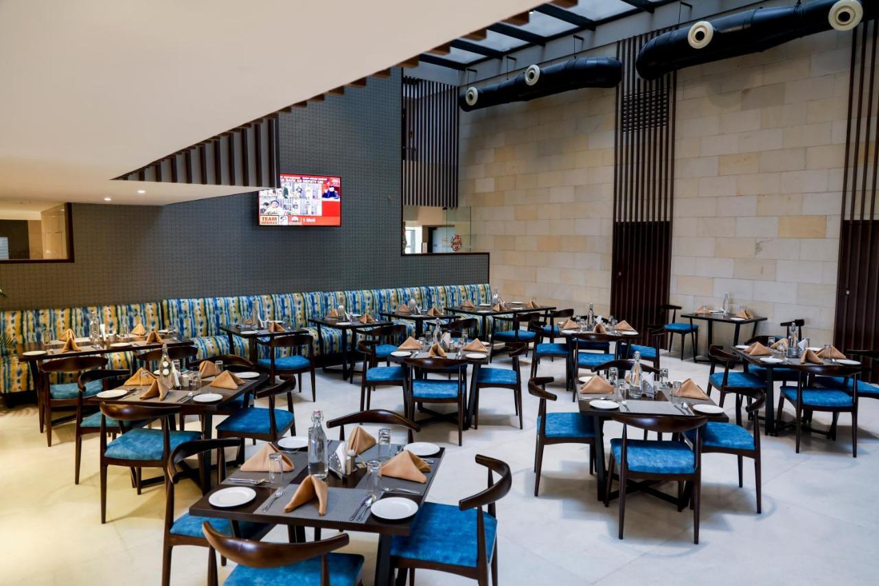 Royal Orchid Golden Suites Pune Luaran gambar